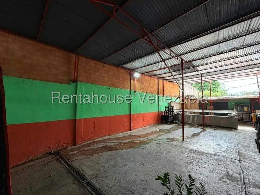 Comercial (Local Comercial) en Venta en Parroquia Tocuyito, Carabobo - 12