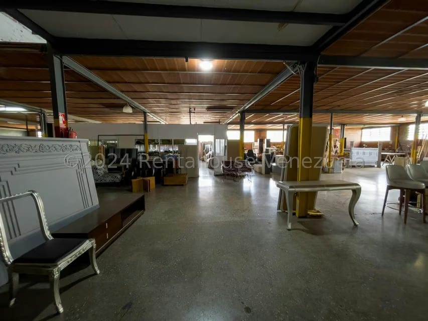 Comercial (Galpon - Deposito) en Alquiler en La Yaguara, Distrito Metropolitano - 4