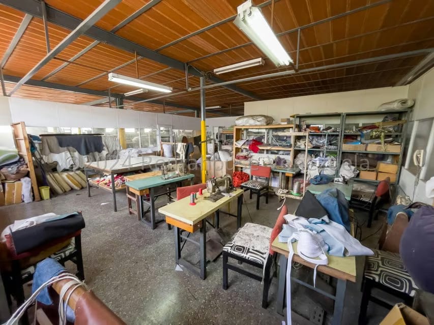 Comercial (Galpon - Deposito) en Alquiler en La Yaguara, Distrito Metropolitano - 10