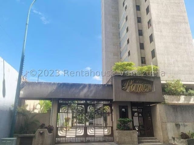 APARTAMENTO EN VENTA – ELENA MARIN NOBREGA