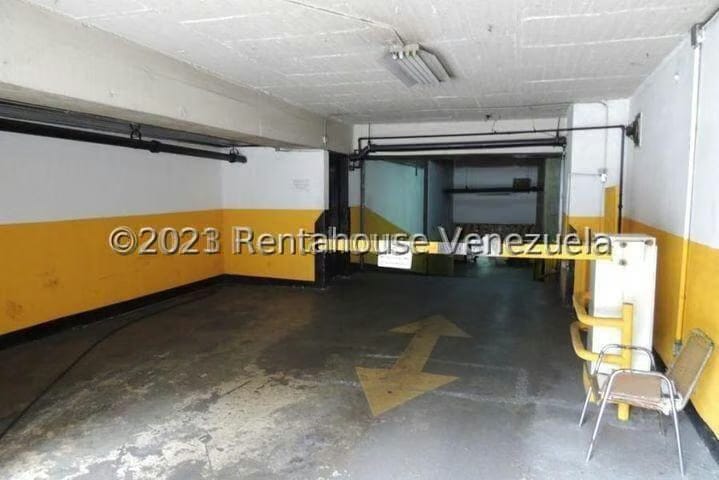 Comercial (Estacionamiento) en Venta en El Recreo, Distrito Metropolitano - 2
