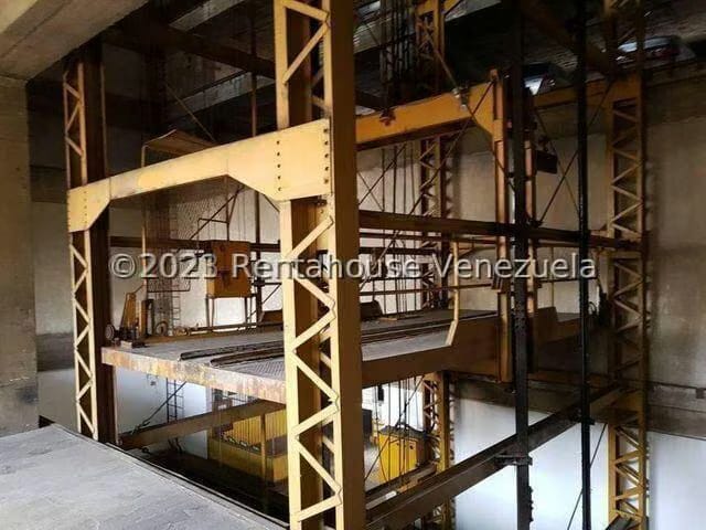 Comercial (Estacionamiento) en Venta en El Recreo, Distrito Metropolitano - 7