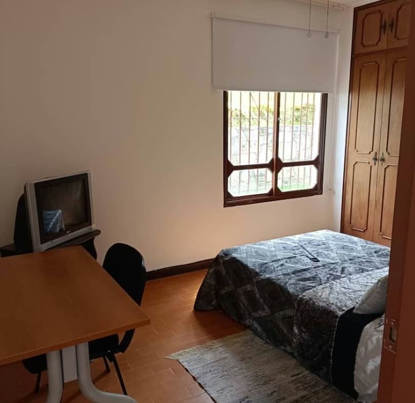 Se Alquila Anexo Urb. Sorocaima La Trinidad - 8