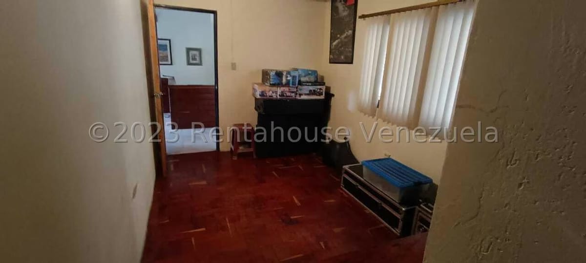 Casa (Multipes Niveles) en Venta en Colinas de San Antonio, Miranda - 25