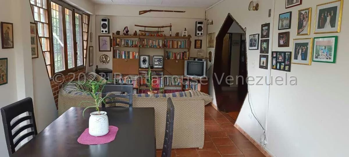 Casa (Multipes Niveles) en Venta en Colinas de San Antonio, Miranda - 30
