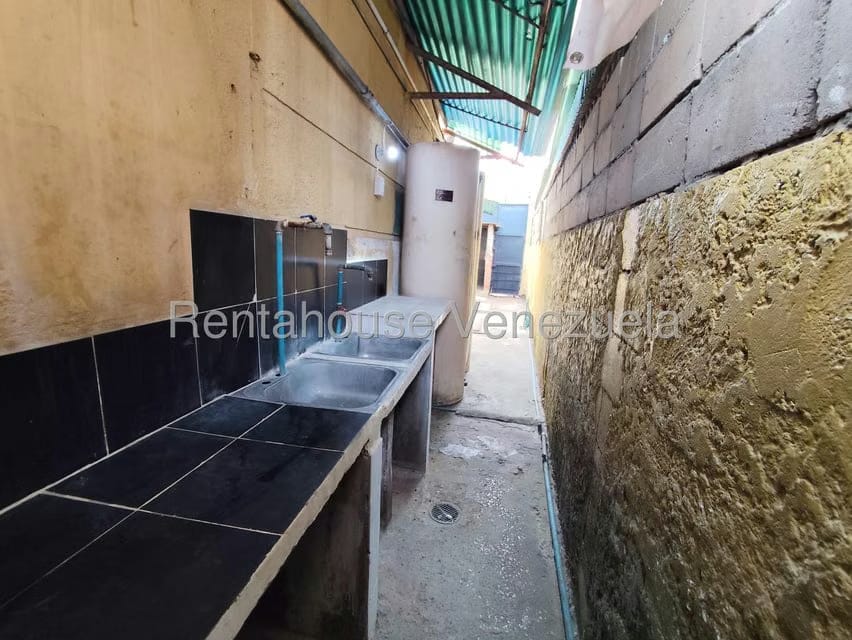 Comercial (Local Comercial) en Alquiler en Tierra Negra, Zulia - 32