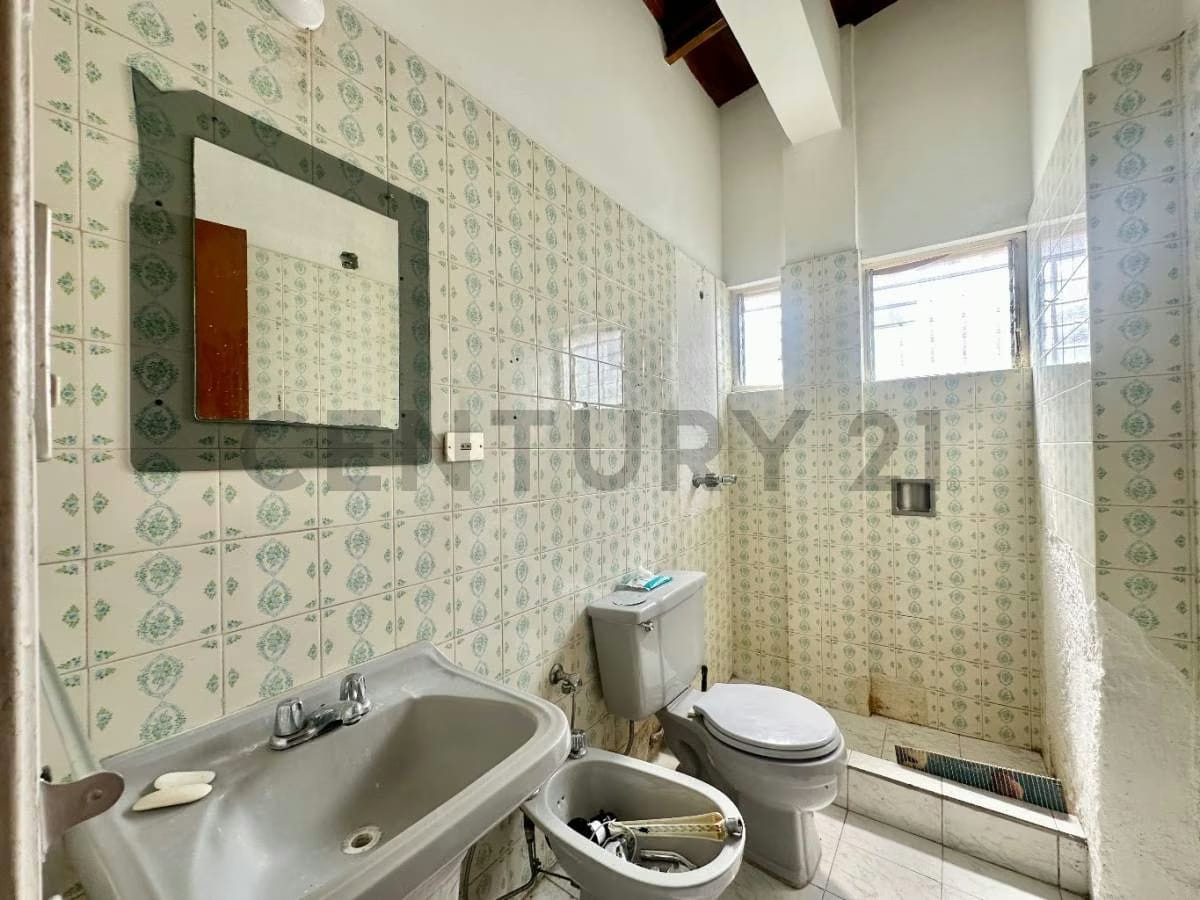 LC - Venta de Casa para remodelar en Alto Prado - 13
