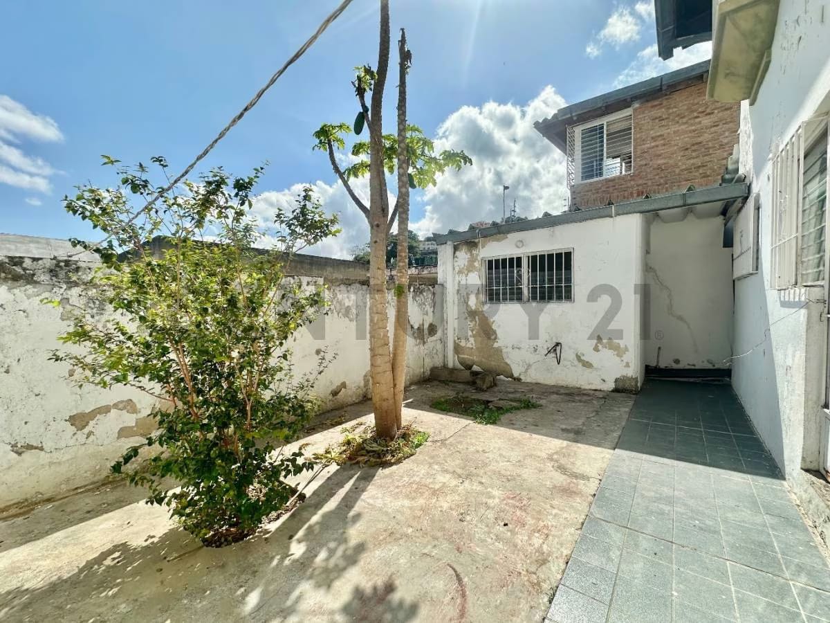 LC - Venta de Casa para remodelar en Alto Prado - 8