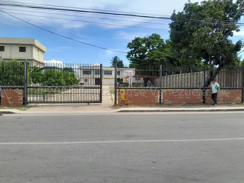 Comercial (Local Comercial) en Alquiler en Barrio Los Olivos, Zulia - 2