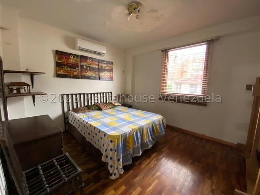 Apartamento (Duplex) en Venta en Miranda, Distrito Metropolitano - 11