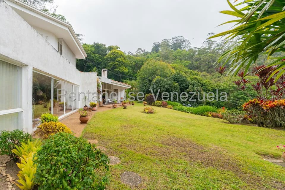 Casa (Multipes Niveles) en Venta en Oripoto, Distrito Metropolitano - 12