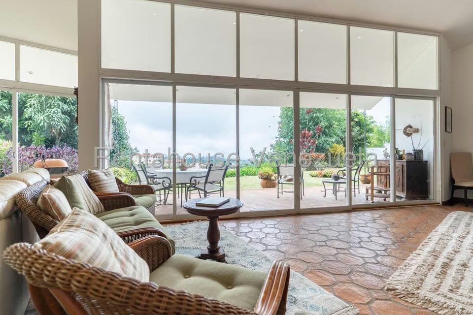 Casa (Multipes Niveles) en Venta en Oripoto, Distrito Metropolitano - 16