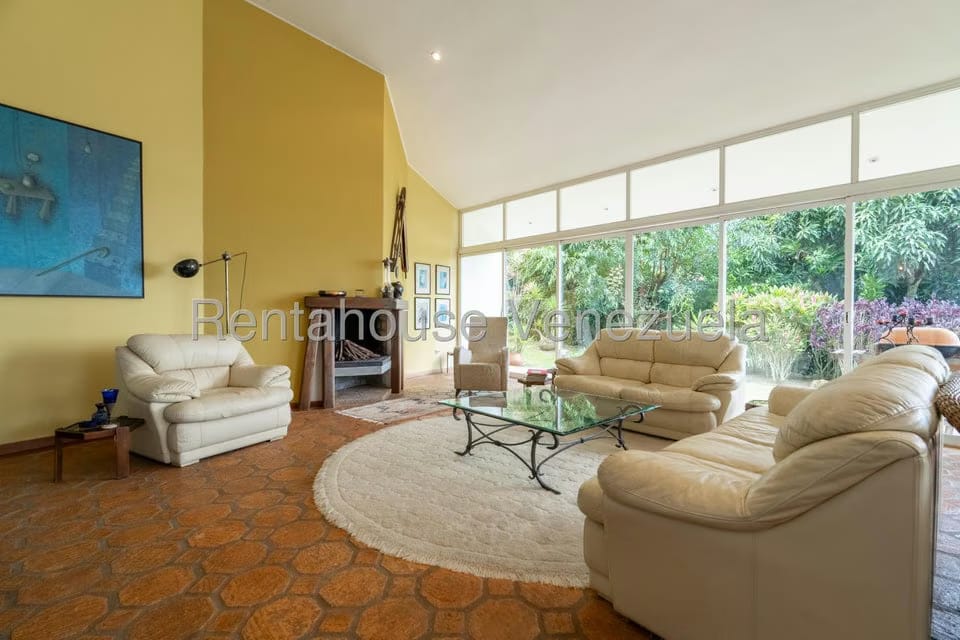 Casa (Multipes Niveles) en Venta en Oripoto, Distrito Metropolitano - 17