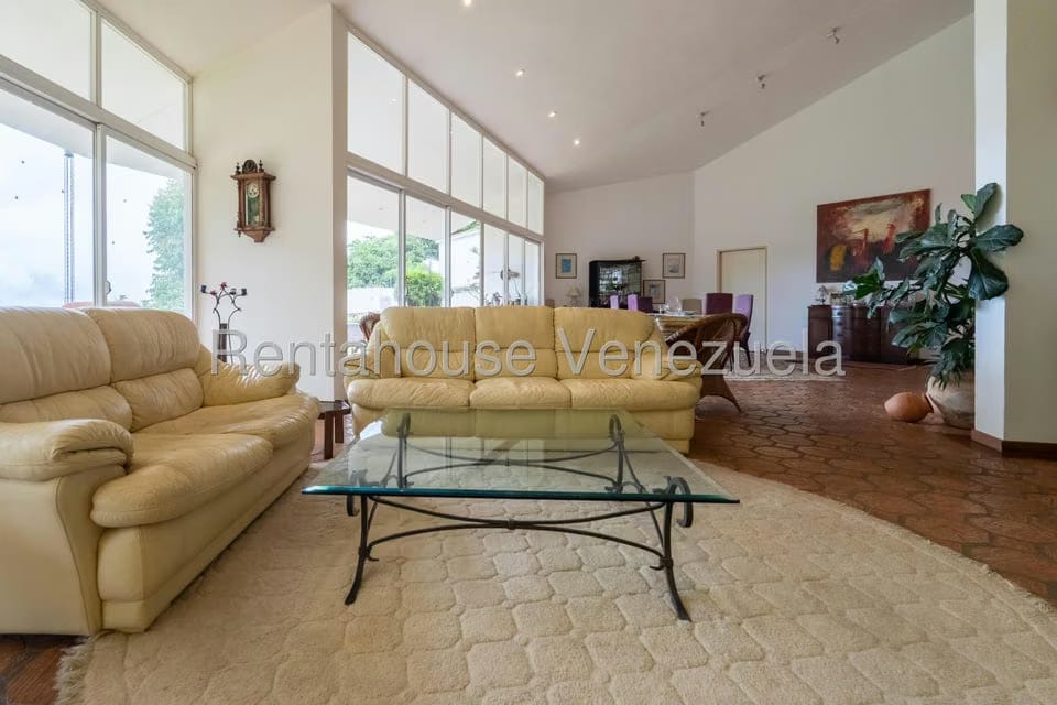 Casa (Multipes Niveles) en Venta en Oripoto, Distrito Metropolitano - 18