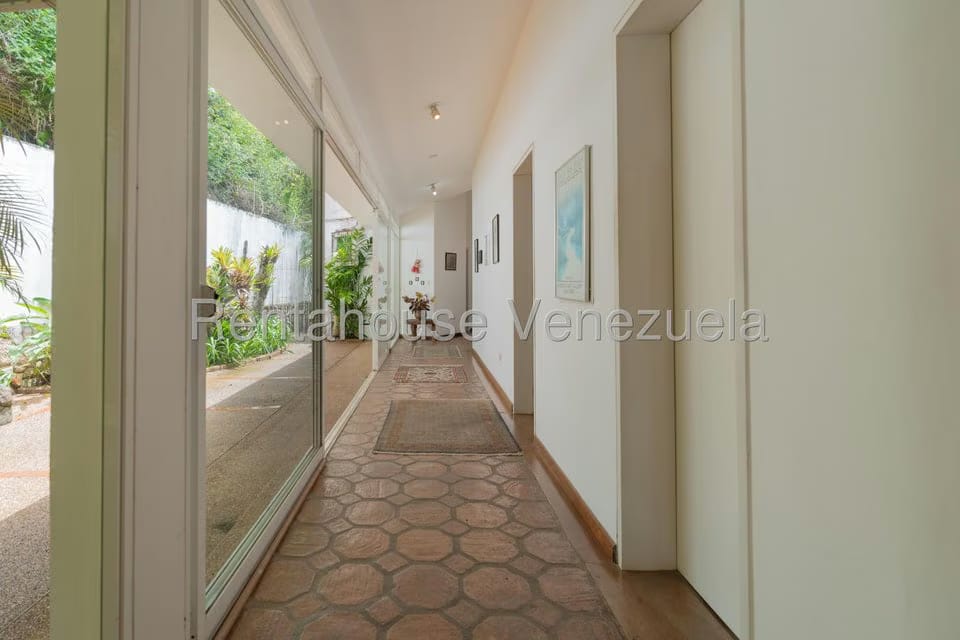 Casa (Multipes Niveles) en Venta en Oripoto, Distrito Metropolitano - 24
