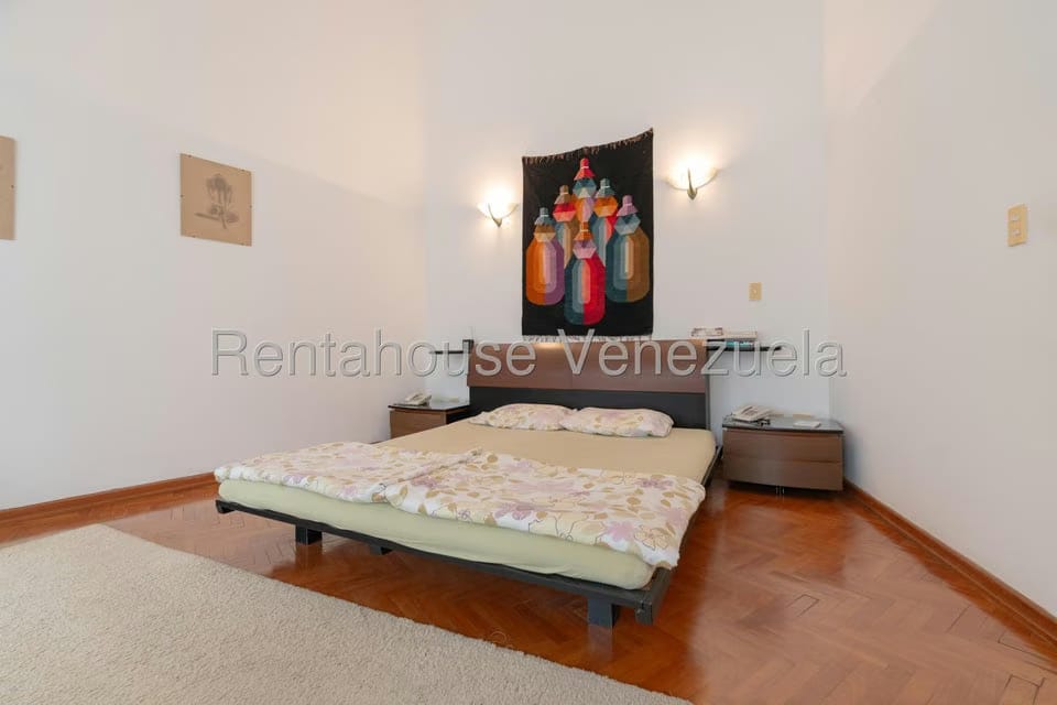 Casa (Multipes Niveles) en Venta en Oripoto, Distrito Metropolitano - 31