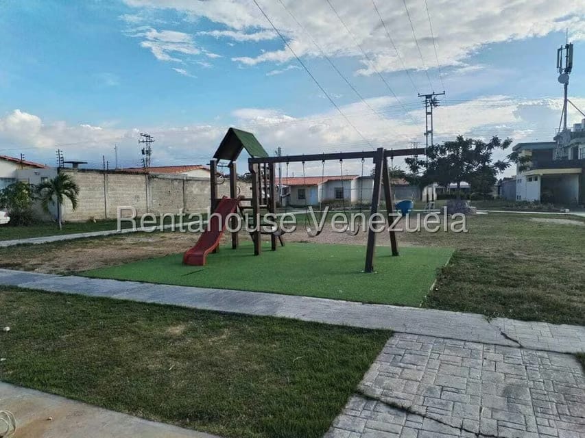 Casa (1 Nivel) en Venta en Ciudad Alianza, Carabobo - 28