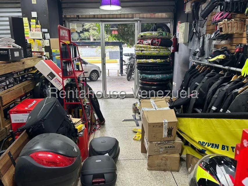 Negocios y Empresas (Automotores) en Venta en Los Dos Caminos, Distrito Metropolitano - 3