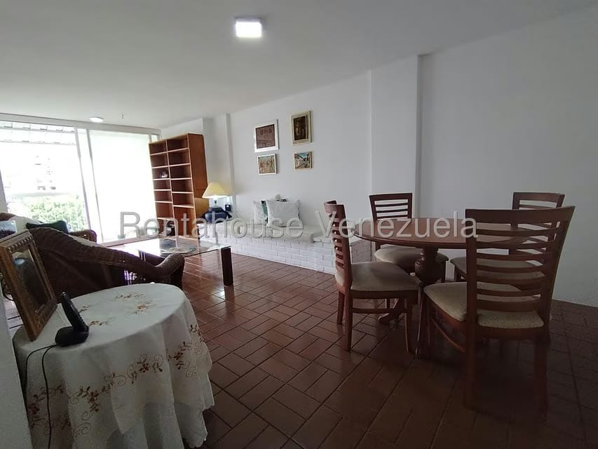 Apartamento (1 Nivel) en Alquiler en Chacaito, Distrito Metropolitano - 3