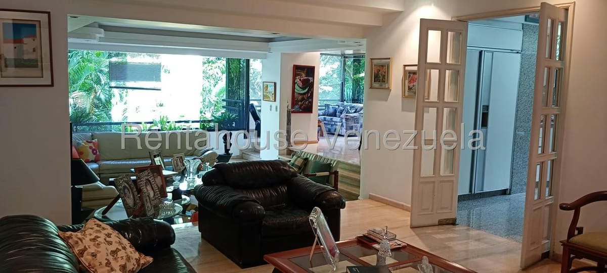 Apartamento (1 Nivel) en Venta en La Castellana, Distrito Metropolitano - 2
