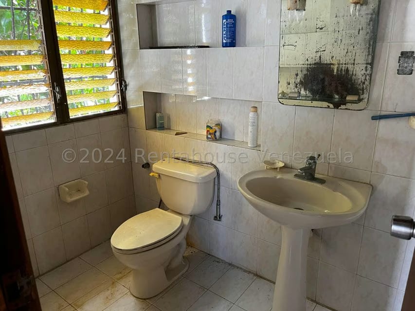 Casa (Casas de Playa) en Venta en Ciudad Balneario Higuerote, Miranda - 30
