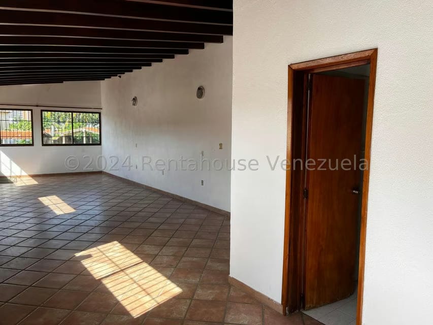 Casa (Casas de Playa) en Venta en Ciudad Balneario Higuerote, Miranda - 35