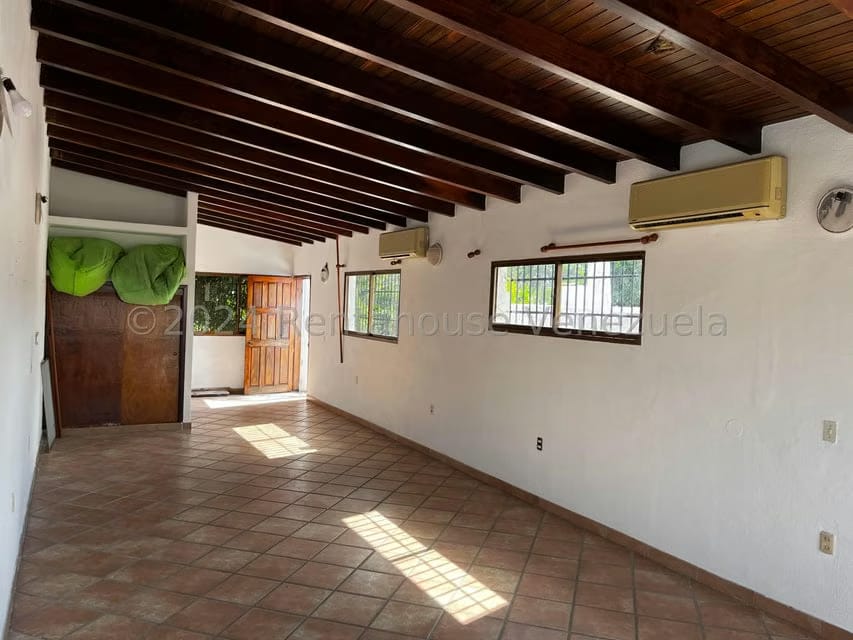 Casa (Casas de Playa) en Venta en Ciudad Balneario Higuerote, Miranda - 40