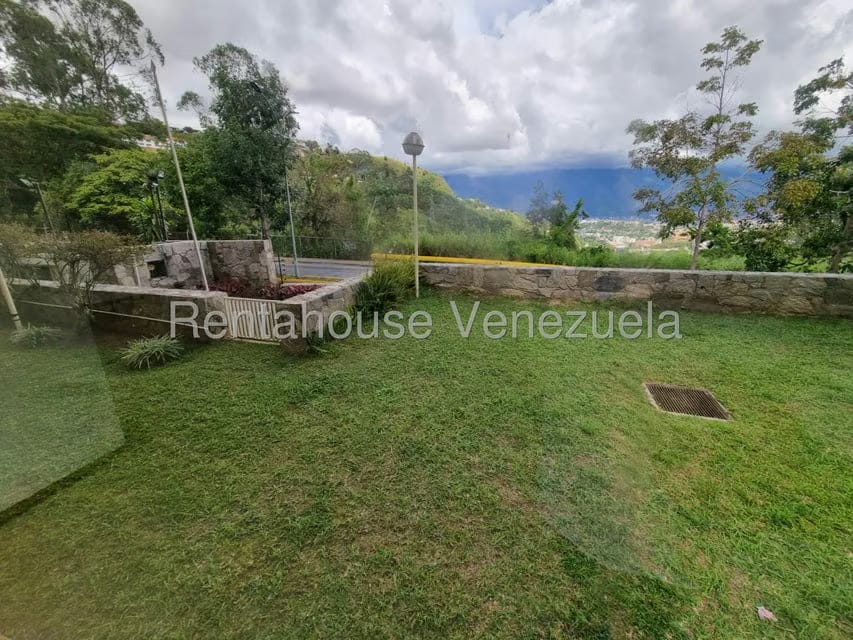 Apartamento (1 Nivel) en Venta en Los Naranjos del Cafetal, Distrito Metropolitano - 2