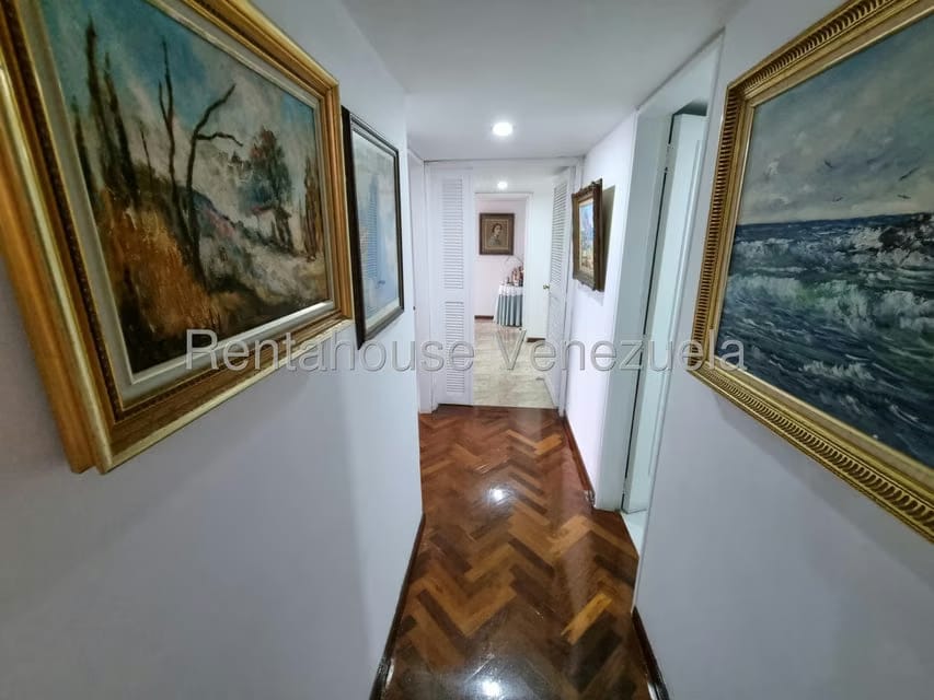 Apartamento (1 Nivel) en Venta en Los Naranjos del Cafetal, Distrito Metropolitano - 24