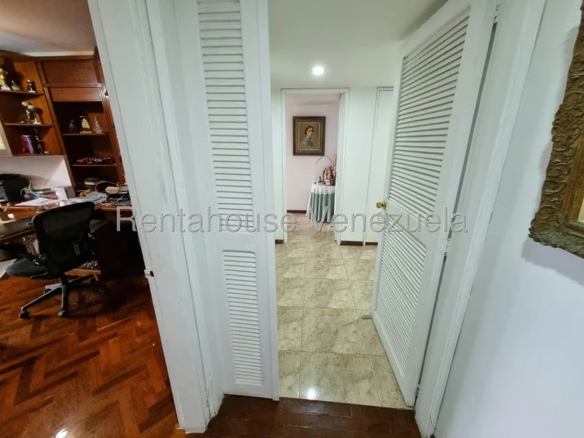Apartamento (1 Nivel) en Venta en Los Naranjos del Cafetal, Distrito Metropolitano - 29