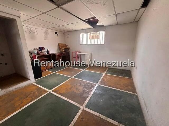Comercial (Local Comercial) en Venta en Zona Oeste, Lara - 35