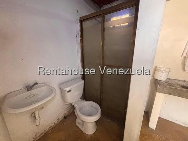 Comercial (Local Comercial) en Venta en Zona Oeste, Lara - 37