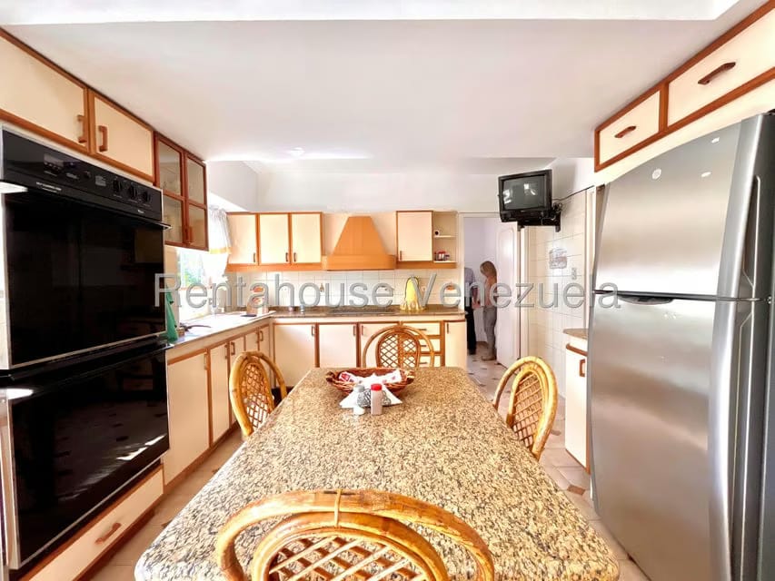 Apartamento (1 Nivel) en Venta en Colinas de Bello Monte, Distrito Metropolitano - 16