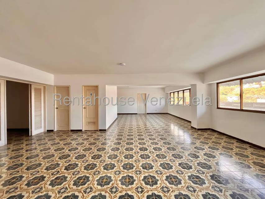 Apartamento (1 Nivel) en Venta en Colinas de Bello Monte, Distrito Metropolitano - 42