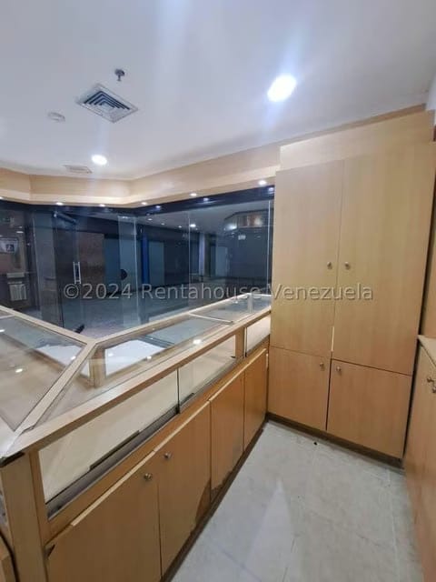 Comercial (Local Comercial) en Venta en Buenaventura, Miranda - 13
