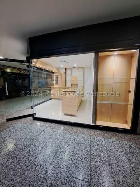 Comercial (Local Comercial) en Venta en Buenaventura, Miranda - 9