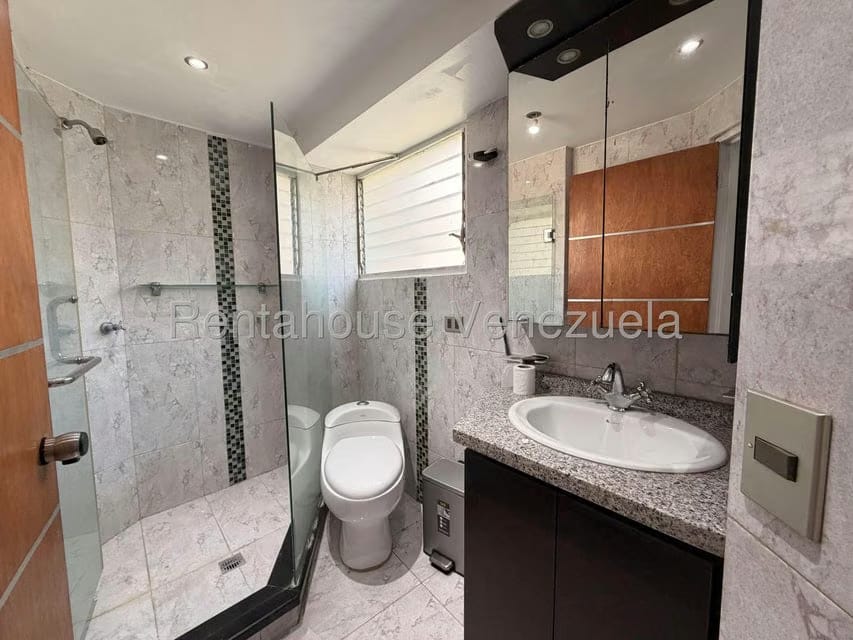 Apartamento (1 Nivel) en Alquiler en Manzanares, Distrito Metropolitano - 23