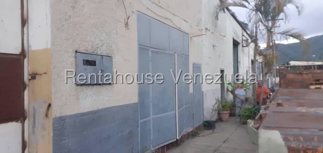 Comercial (Local Comercial) en Alquiler en La Yaguara, Distrito Metropolitano