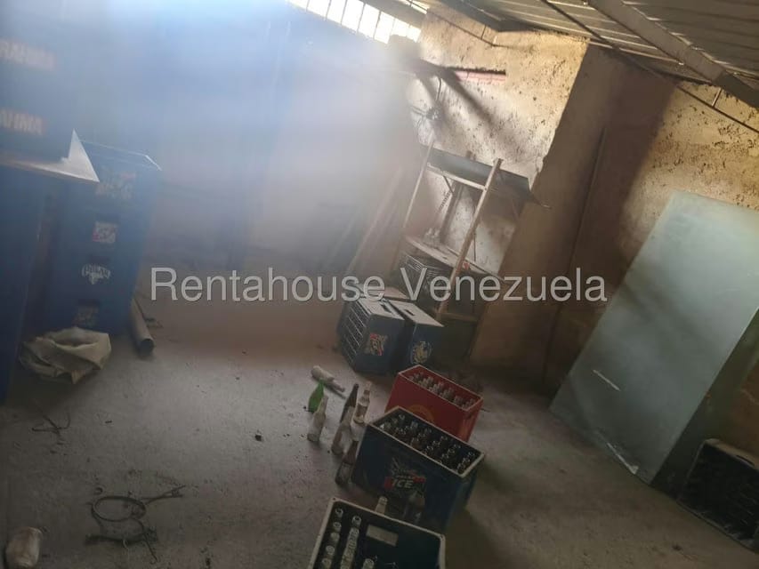 Comercial (Local Comercial) en Alquiler en La Yaguara, Distrito Metropolitano - 16