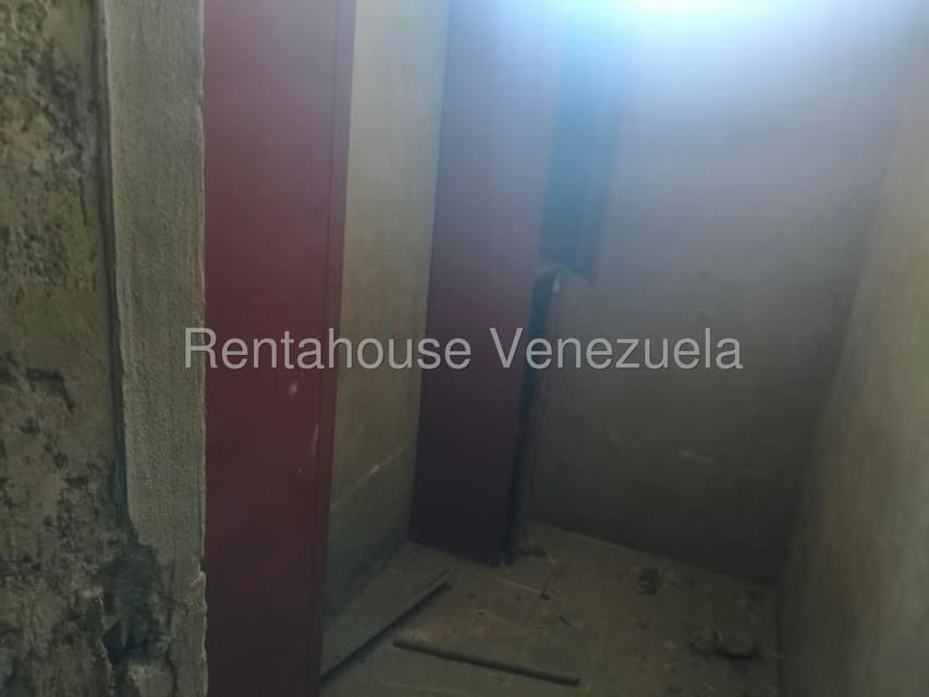 Comercial (Local Comercial) en Alquiler en La Yaguara, Distrito Metropolitano - 20