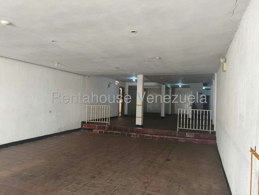 Comercial (Local Comercial) en Alquiler en La Yaguara, Distrito Metropolitano - 5