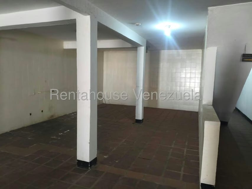 Comercial (Local Comercial) en Alquiler en La Yaguara, Distrito Metropolitano - 7