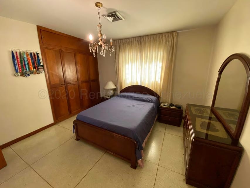 Casa (Multipes Niveles) en Venta en Colinas de Bello Monte, Distrito Metropolitano - 27