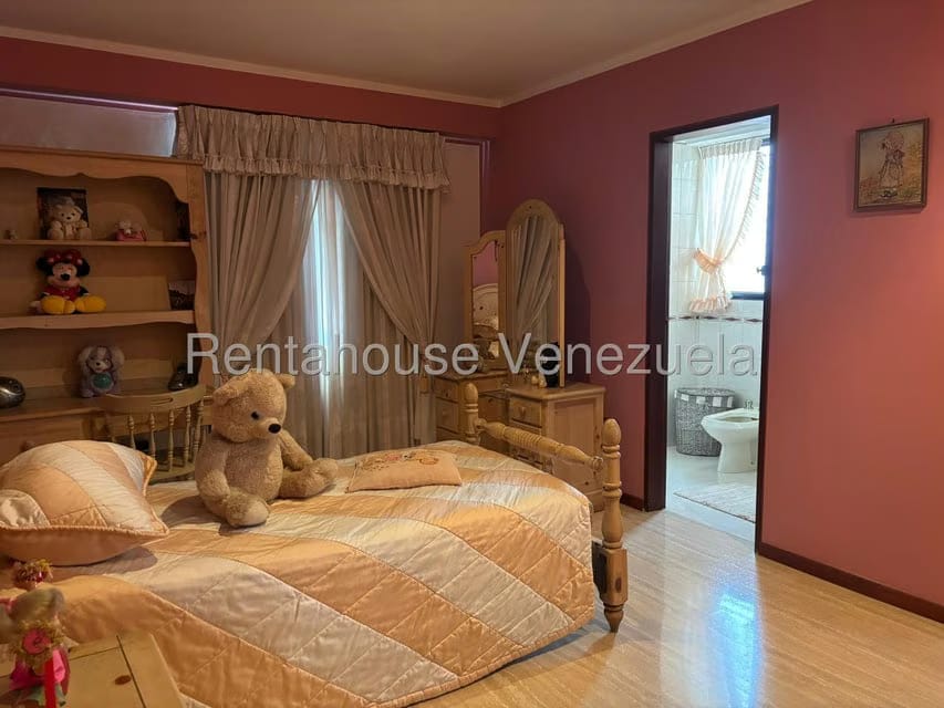 Apartamento (Penthouse) en Alquiler en Los Chorros, Distrito Metropolitano - 12
