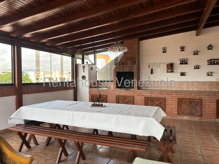 Apartamento (Penthouse) en Alquiler en Los Chorros, Distrito Metropolitano - 17