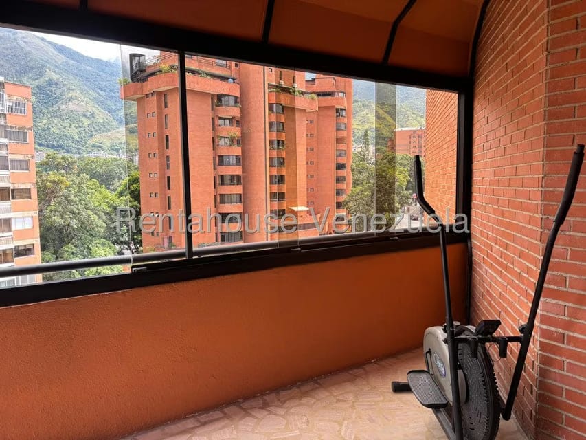 Apartamento (Penthouse) en Alquiler en Los Chorros, Distrito Metropolitano - 23