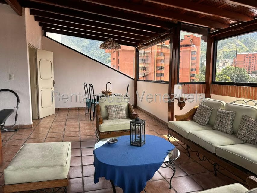 Apartamento (Penthouse) en Alquiler en Los Chorros, Distrito Metropolitano - 26