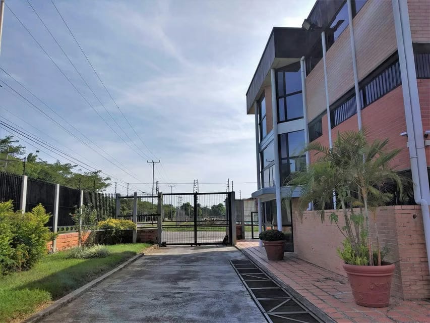 Comercial (Galpon - Deposito) en Venta en Zona Industrial, Carabobo - 18