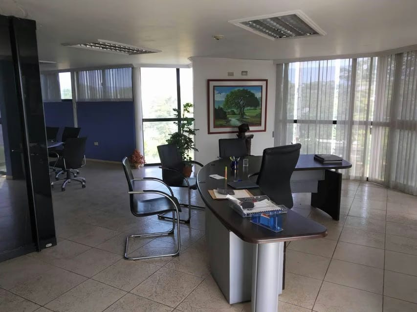 Comercial (Galpon - Deposito) en Venta en Zona Industrial, Carabobo - 52
