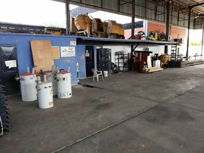 Comercial (Galpon - Deposito) en Venta en Zona Industrial, Carabobo - 10